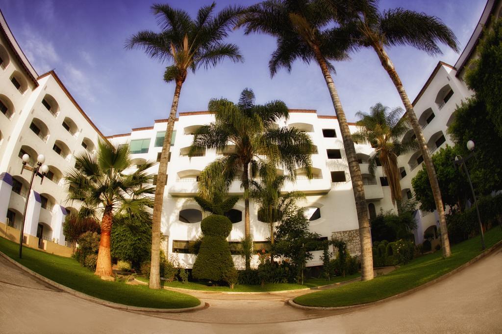 Hotel Gran Plaza & Convention Center Guanajuato Exterior photo